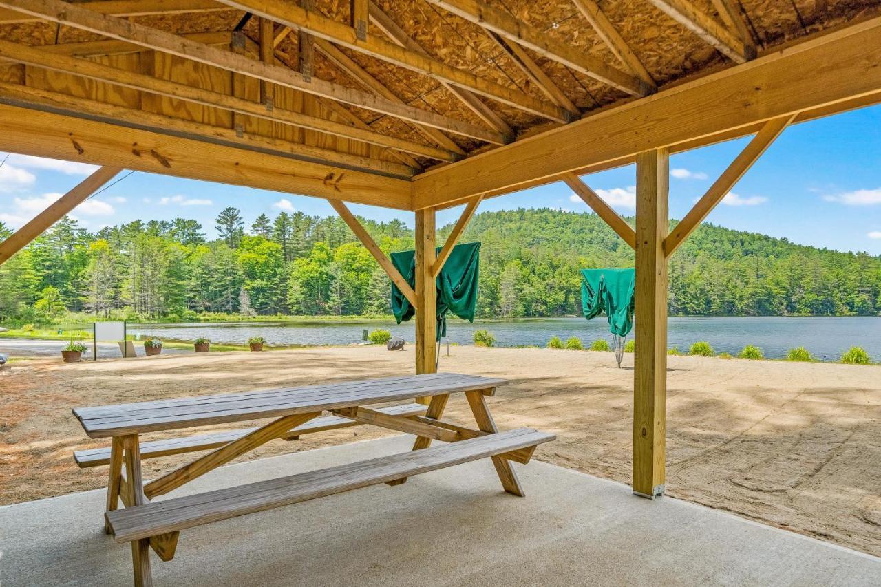 Cozy Condo By Tripp Lake Warrensburg المظهر الخارجي الصورة