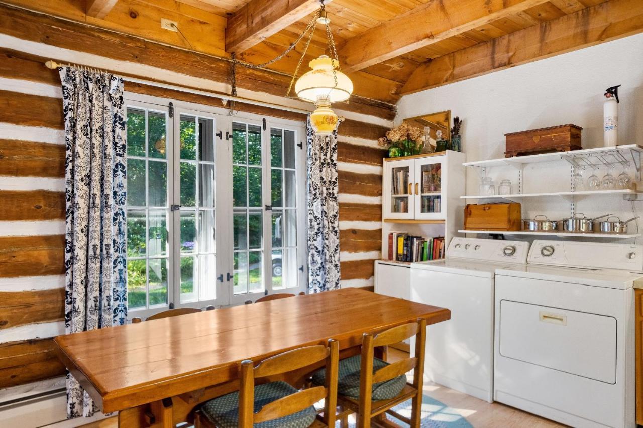 Cozy Condo By Tripp Lake Warrensburg المظهر الخارجي الصورة