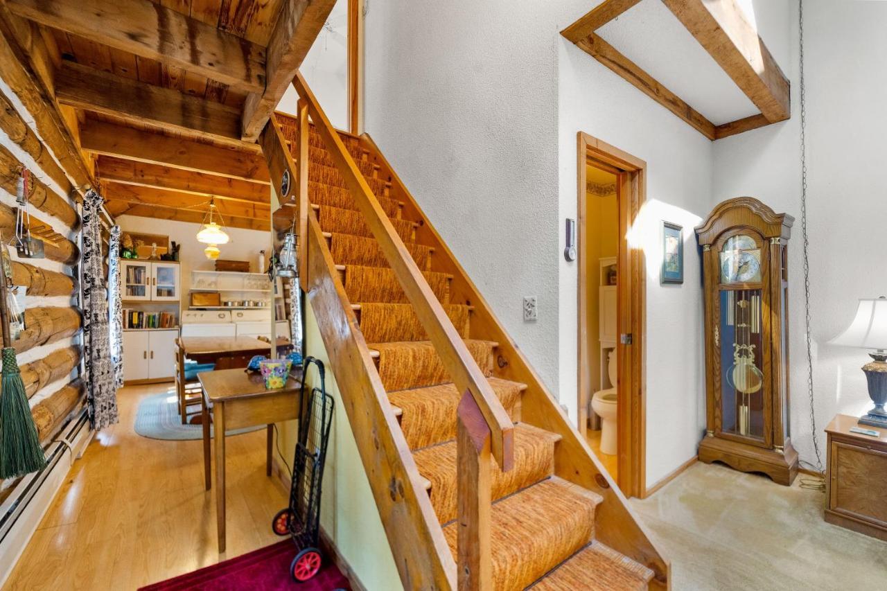 Cozy Condo By Tripp Lake Warrensburg المظهر الخارجي الصورة